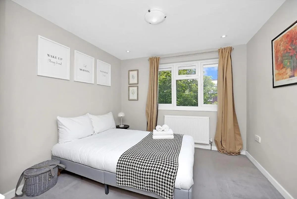 Large 4-Bedroom House In Greenwich With Parking Londra 0*,  Birleşik Krallık